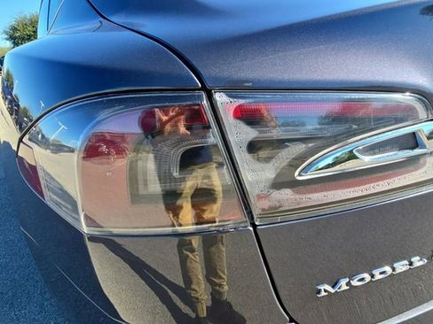 Used 2019 Tesla Model S P100D image 34