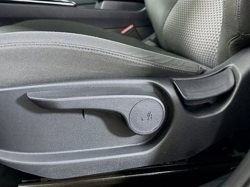 Certified 2023 Kia Sportage LX image 18