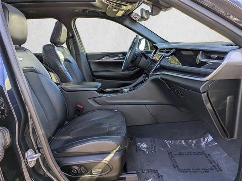 Used 2023 Jeep Grand Cherokee Trailhawk w/ Advanced Protech Group II image 22