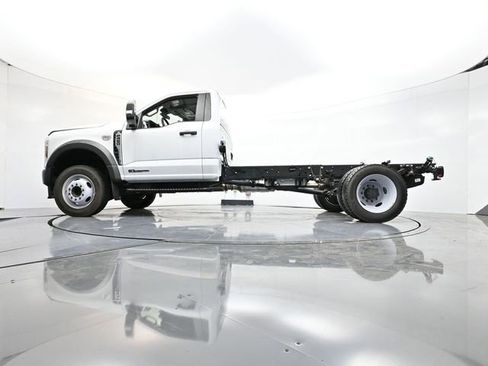 New 2024 Ford F450 XL RWD image 30