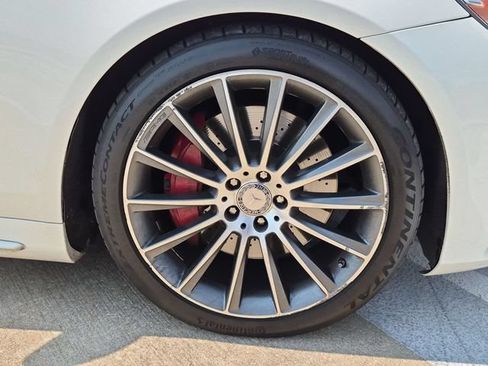 Used 2014 Mercedes-Benz S 550 Sedan image 23