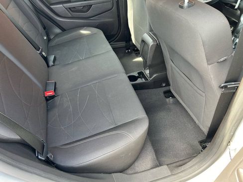Used 2019 Ford Fiesta SE FWD image 12