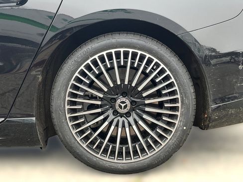 Certified 2023 Mercedes-Benz EQS 580 4MATIC Sedan image 5