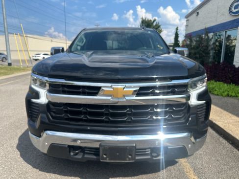 Used 2024 Chevrolet Silverado 1500 LT w/ Z71 Off-Road Package AWD/4WD image 9