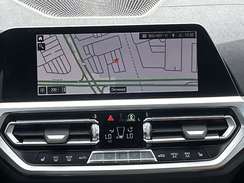 Used 2023 BMW M440i Convertible w/ Premium Package image 16