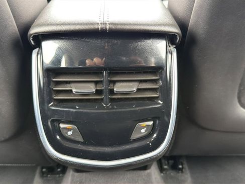 Used 2015 Cadillac XTS Luxury image 18