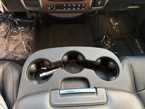 Used 2016 RAM 2500 Laramie w/ Convenience Group AWD/4WD image 22