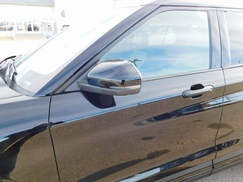 Used 2022 Ford Explorer ST w/ Equipment Group 401A image 11