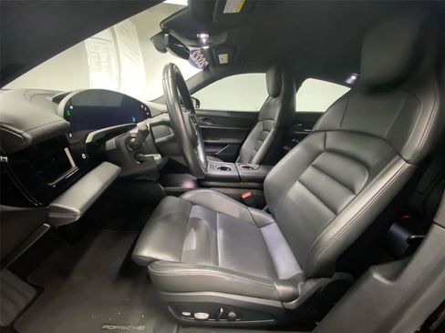 Used 2022 Porsche Taycan 4S image 17