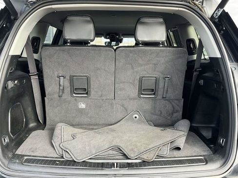 Used 2022 Jeep Grand Cherokee L Limited image 21