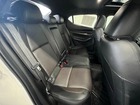 Used 2021 MAZDA MAZDA3 Premium Plus image 25