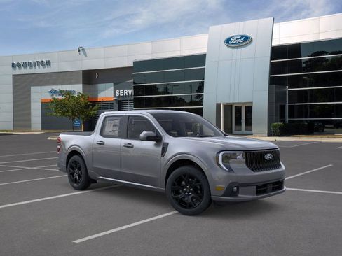 New 2025 Ford Maverick Lobo image 7