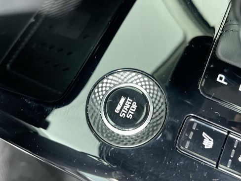 New 2025 Kia Niro Wave image 23