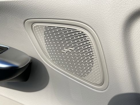 New 2026 Mercedes-Benz GLC 300 4MATIC image 34