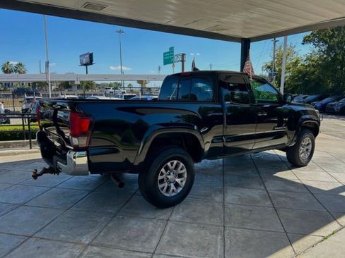 Used 2019 Toyota Tacoma SR5 image 5