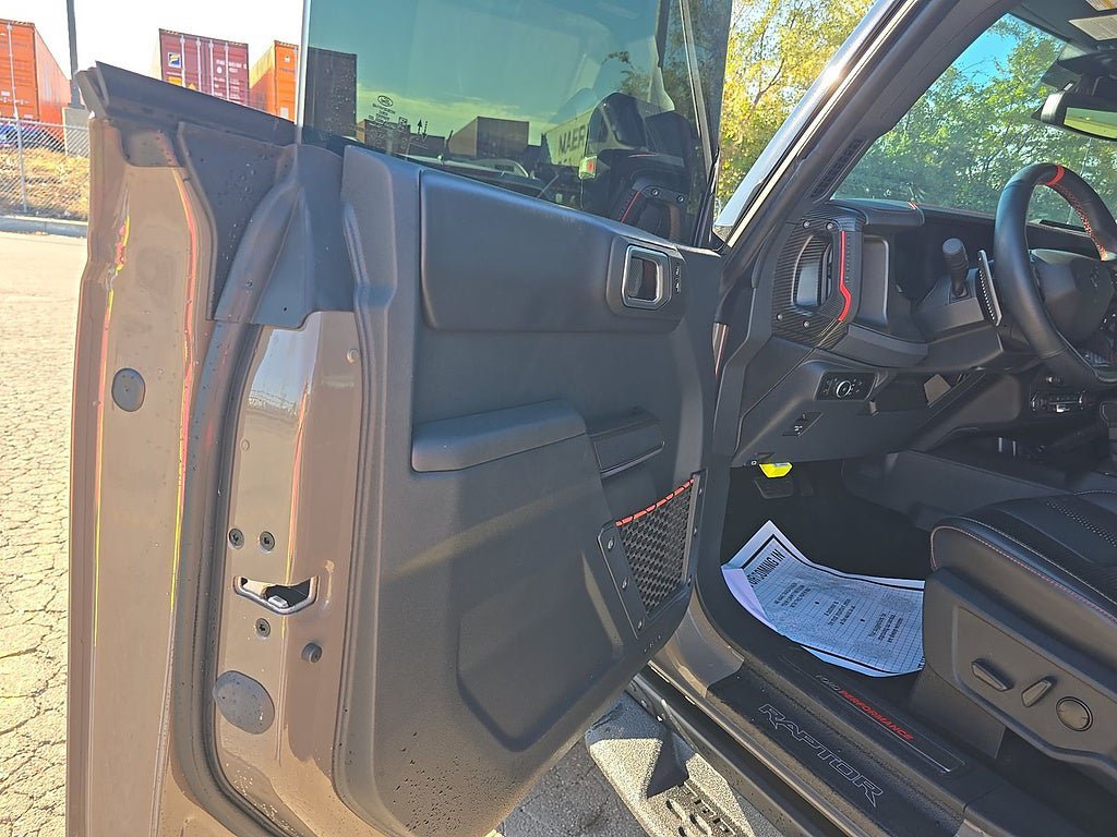 Used 2025 Ford Bronco Raptor AWD/4WD image 9