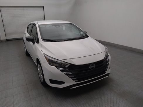 Used 2025 Nissan Versa S w/ Trunk Package FWD image 14