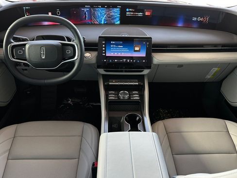 New 2026 Lincoln Nautilus Premier w/ Equipment Group 102A AWD/4WD image 12
