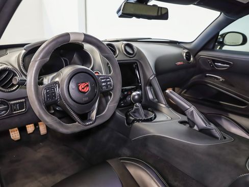 Used 2016 Dodge Viper ACR w/ Exterior Carbon Fiber Package RWD image 33