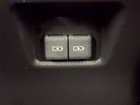 Certified 2024 Toyota RAV4 XLE AWD/4WD image 47