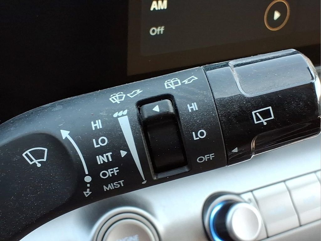 Used 2026 Hyundai Kona SEL Sport FWD image 25