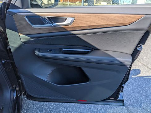 New 2026 Volkswagen Atlas SE image 33