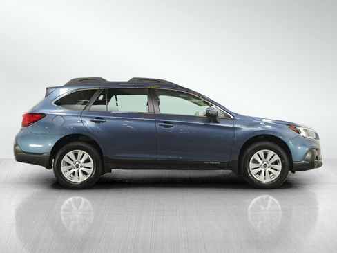 Used 2018 Subaru Outback 2.5i Premium AWD/4WD image 6