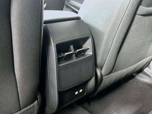 New 2026 Jeep Cherokee Laredo image 25