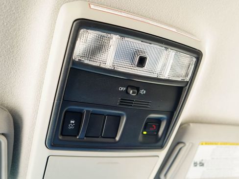 Used 2021 Toyota 4Runner SR5 image 11