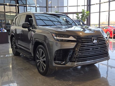 New 2026 Lexus LX 700h Luxury w/ Appearance Package image 2
