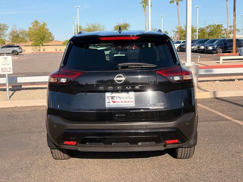 Certified 2023 Nissan Rogue SV w/ SV Premium B Package FWD image 5