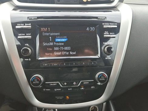 Used 2017 Nissan Murano S AWD/4WD image 11