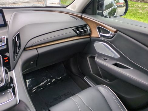 Certified 2024 Acura RDX SH-AWD w/ Advance Package image 17