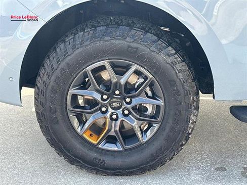 Used 2025 Ford Expedition Tremor AWD/4WD image 4