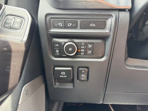 Used 2021 Ford F150 Lariat image 20