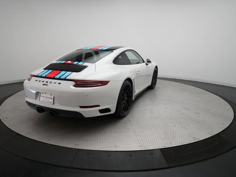 Used 2019 Porsche 911 Carrera GTS RWD image 5