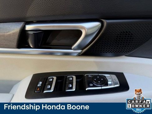 Used 2021 Kia Telluride EX AWD/4WD image 17