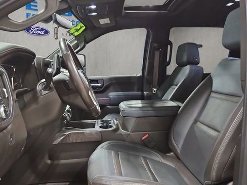 Used 2023 GMC Sierra 2500 Denali w/ Technology Package AWD/4WD image 11