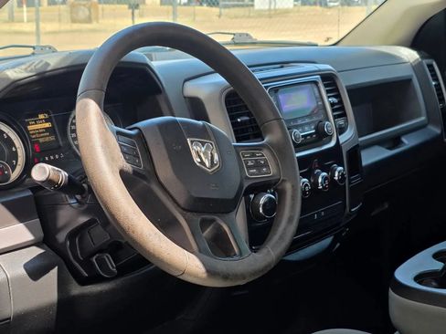 Used 2016 RAM 1500 Tradesman w/ Chrome Appearance Group RWD image 10