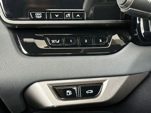 Used 2025 Lexus RX 350h w/ Convenience Package image 30