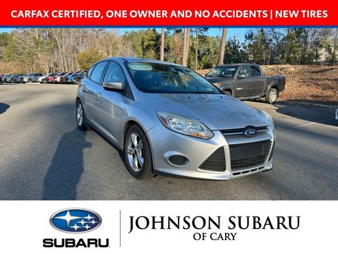 Used 2014 Ford Focus SE image 1