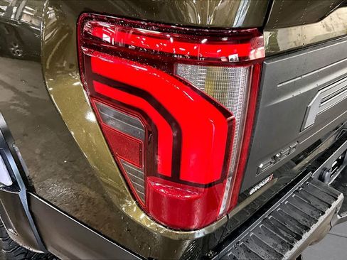 Used 2025 Ford F150 Raptor AWD/4WD image 26