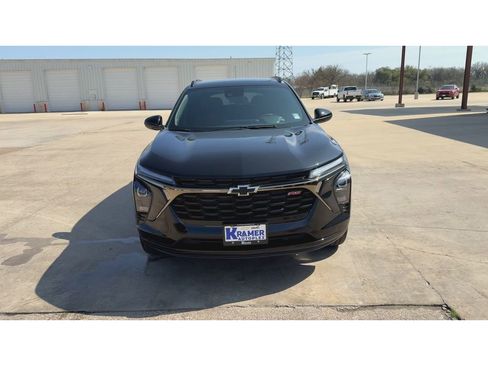 New 2026 Chevrolet Trax RS image 3