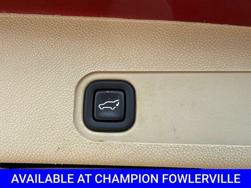 Used 2014 GMC Yukon XL Denali AWD/4WD image 16