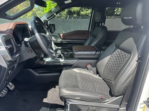 Used 2022 Ford F150 Lariat w/ Equipment Group 502A High AWD/4WD image 8