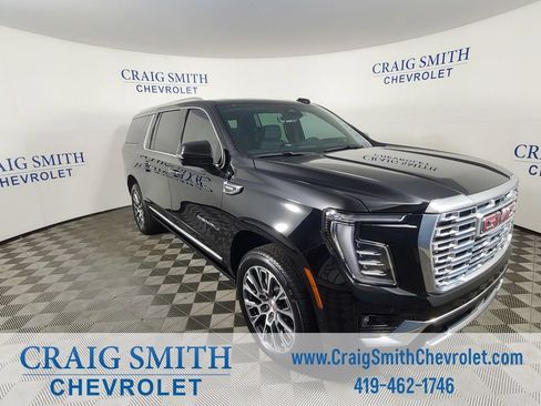 Used 2026 GMC Yukon XL Denali w/ Denali Reserve Package AWD/4WD image 7