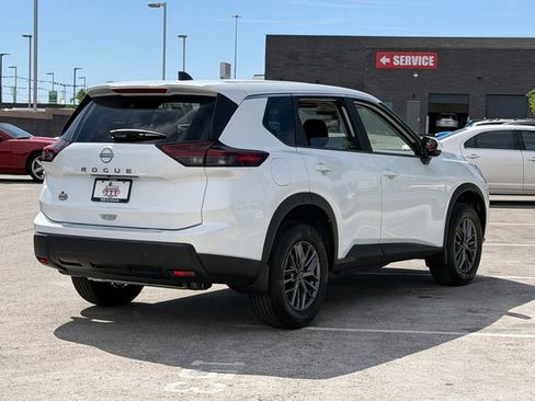 New 2026 Nissan Rogue SV FWD image 6