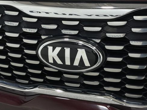 Used 2019 Kia Sorento SX FWD image 40