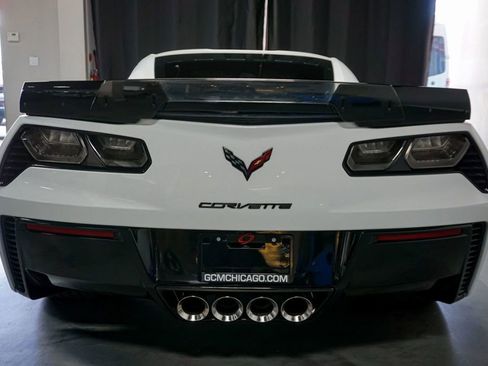 Used 2019 Chevrolet Corvette Z06 w/ Z07 Performance Package image 16