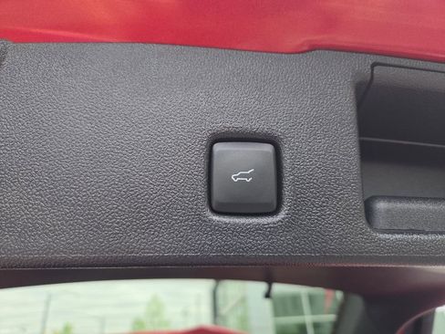 Used 2024 Ford Escape ST-Line Elite w/ Premium Technology Package AWD/4WD image 17
